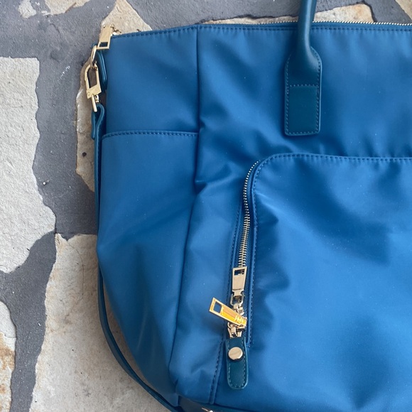 Urban Expressions NWOT Weekender Gym/Overnight Teal Blue Tote Bag - Picture 3 of 14
